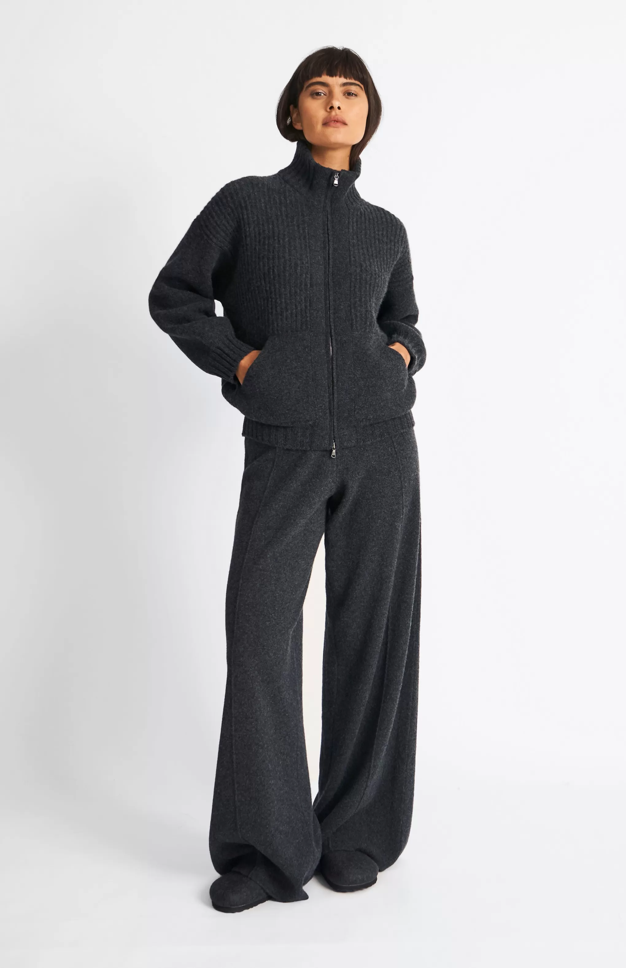 Fashion Women's Cashmere Blend Zip Thru Jacket In Charcoal Men/Women Jackets