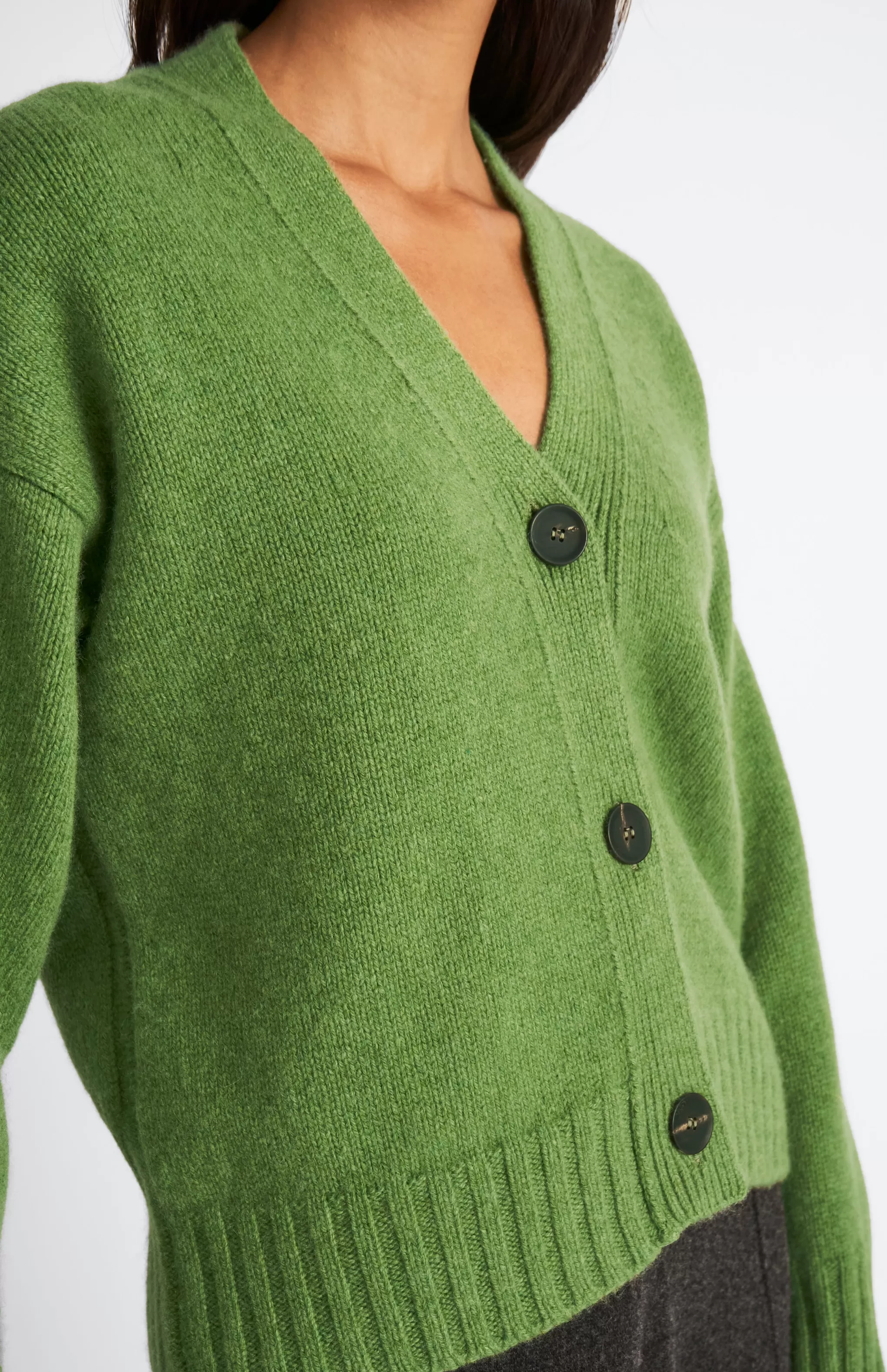 Cheap Women's Cropped Cosy Cashmere Cardigan In Wood Sage Men/Women V Neck Knits